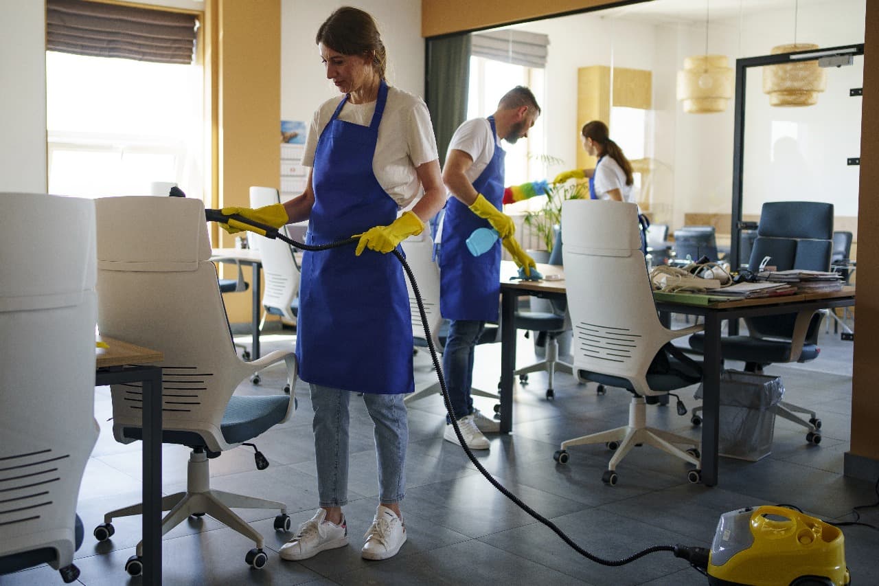 Professional Calgary Cleaning Services with Care